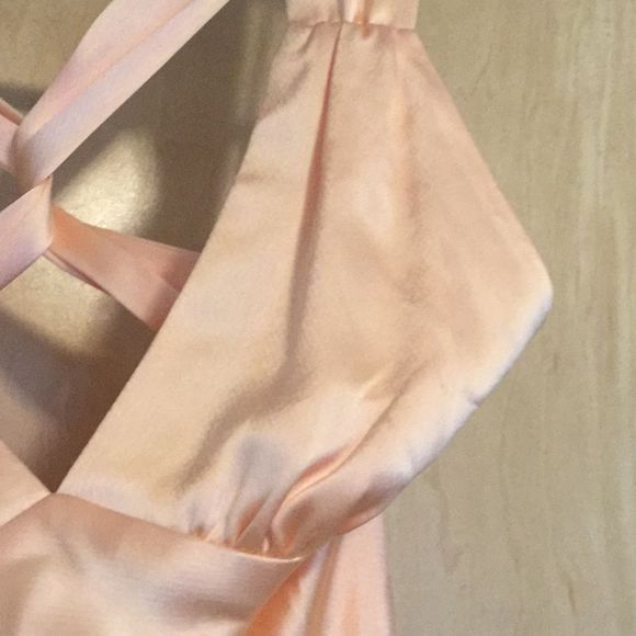 Issue NY Sleeveless Criss-Cross Open-Back Long - Picture 5 of 12